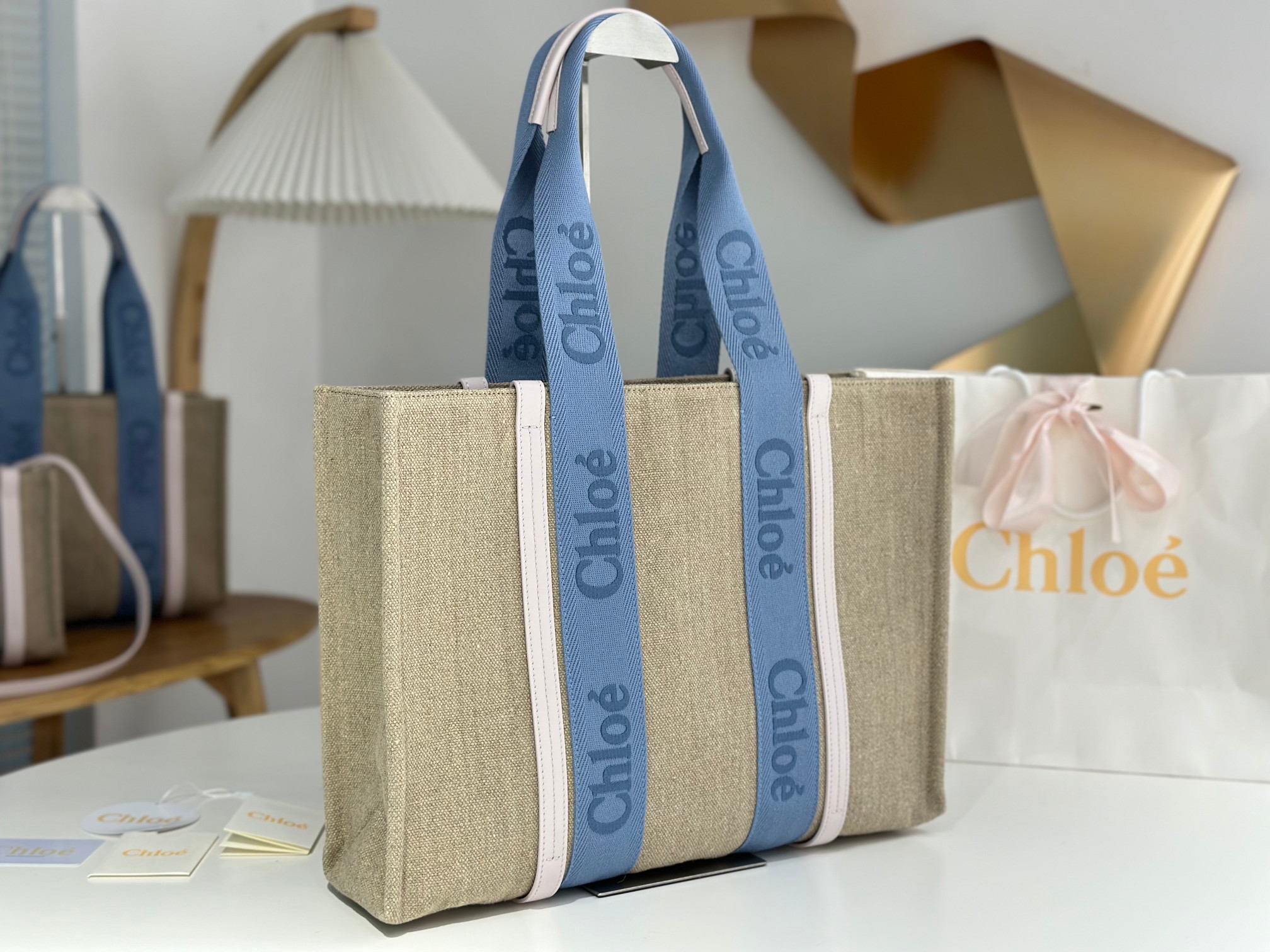 Chloe Large Woody Tote Bag In Linen 